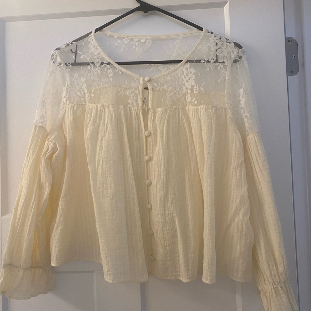 Pretty lace free people blouse